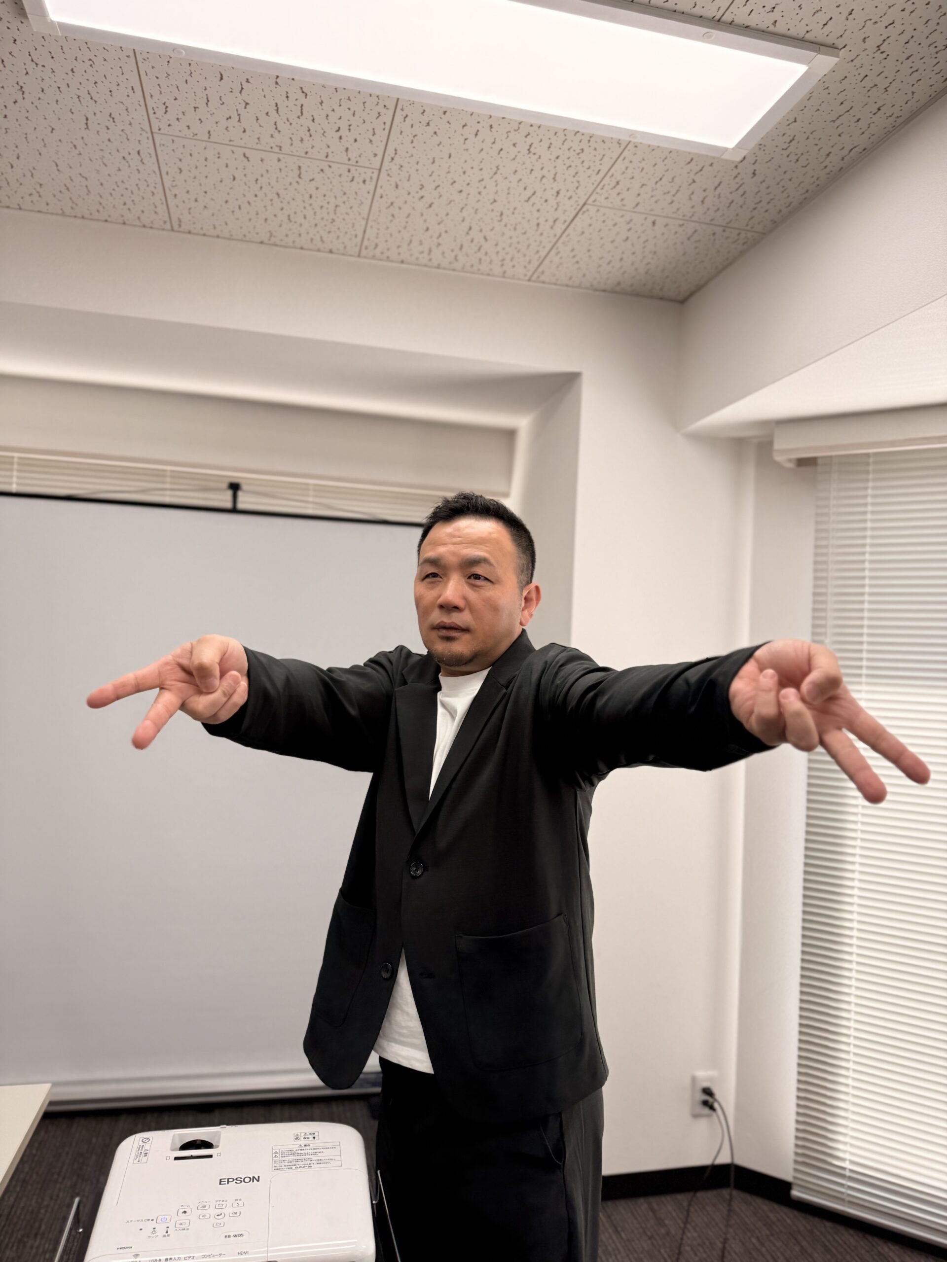 21時からサロンライブ！